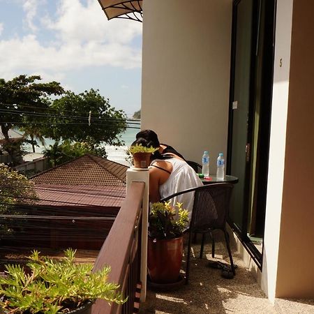 Kata Beachwalk Hotel And Bungalows Eksteriør billede
