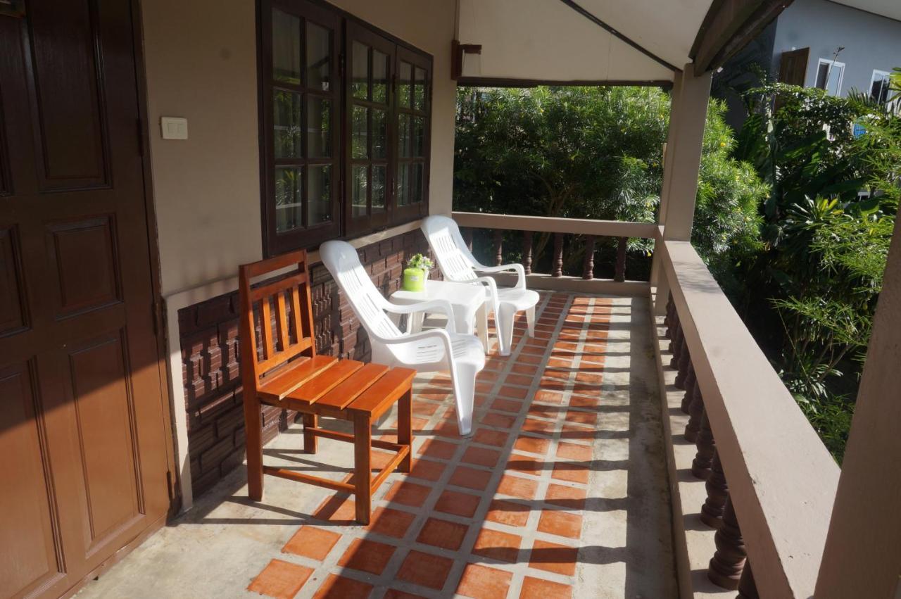 Kata Beachwalk Hotel And Bungalows Eksteriør billede
